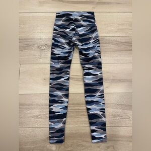 Lululemon Wunder Under Pant (Hi-Rise) Mini Coast Camo Deep Navy Multi Size 6